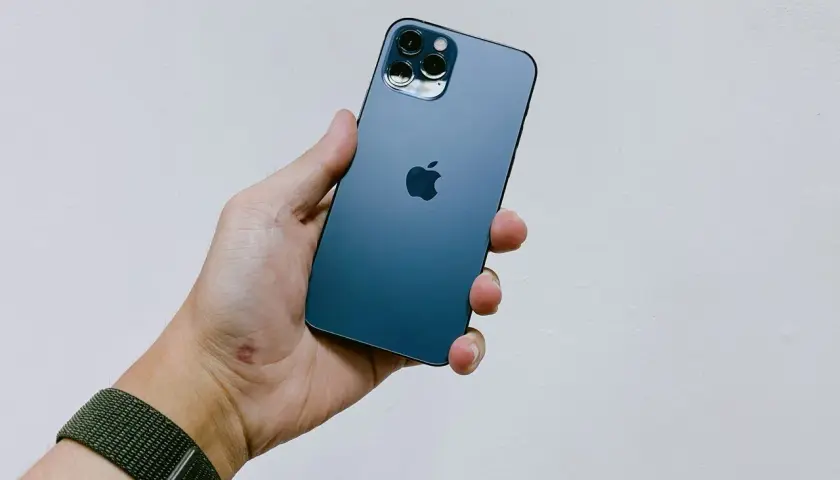 Przenieś zdjęcia z iPhone na laptopa: Windows, Mac i rozwiązania!