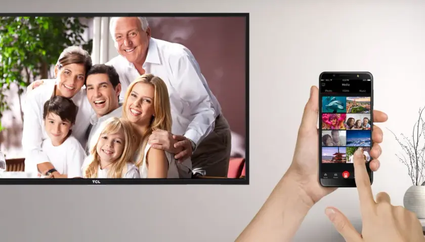 Jak połączyć iPhone'a z TV? AirPlay, Chromecast, HDMI wybierz!